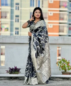প্রিমিয়াম বেনারসী কাতান শাড়ি (ব্লাউজ পিস সহ)