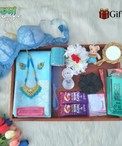 প্রিয়তমার প্রিমিয়াম গিফট শাড়ি বক্স