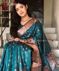 Alternative view of প্রিয়তমার প্রিমিয়াম গিফট শাড়ি বক্স