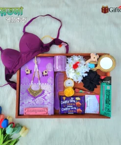 প্রিয়তমার প্রিমিয়াম গিফট শাড়ি বক্স