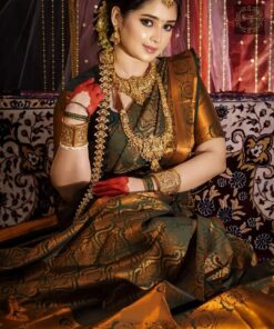 কাঞ্চিপূরাম কাতান শাড়ি (ব্লাউজ পিস সহ)