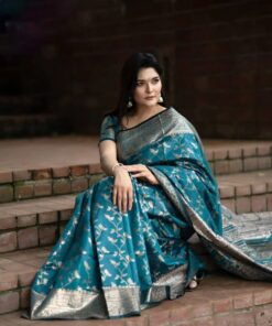 ঐতিহ্যবাহী কাঞ্জিপুরাম সিল্ক শাড়ি (ব্লাউজ পিস সহ)